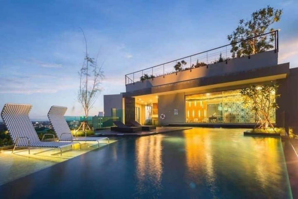 Astra 51平景观房/可步行至长康路夜市/古城/无边泳池 916 Chiang Mai Extérieur photo